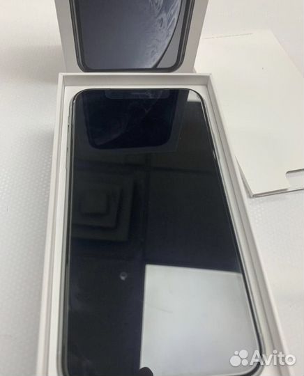 iPhone Xr, 64 ГБ