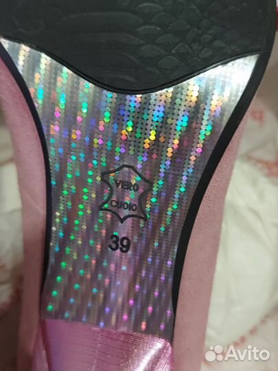 Обувь женская 39 размер новая