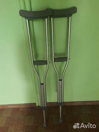 Костыли алюминиевые размер 4'6 -5'2