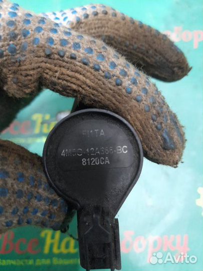 Катушка зажигания Ford Focus 2 седан 1.8