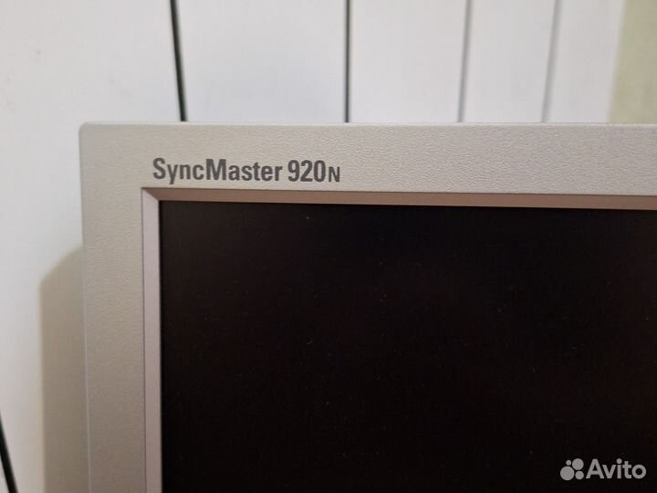 Монитор Samsung syncmaster 920n