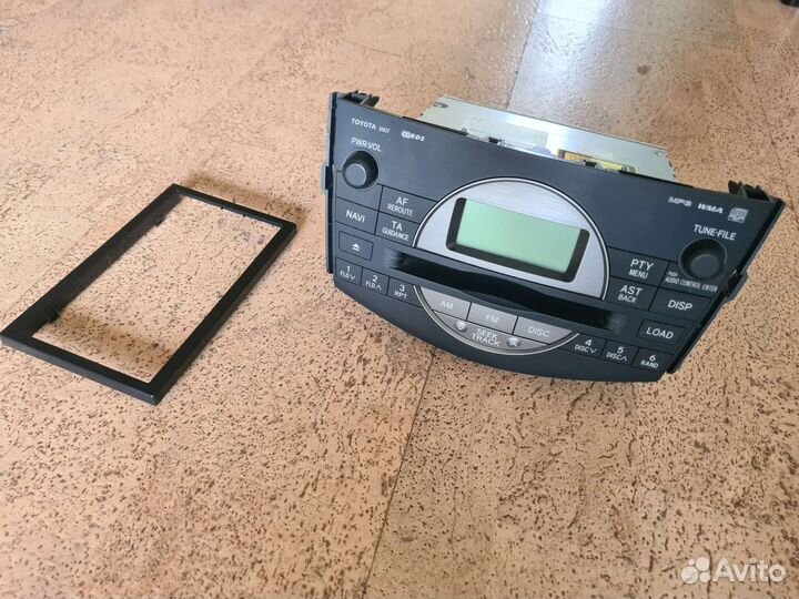 Магнитола штатная для toyota Rav 4 3го поколения