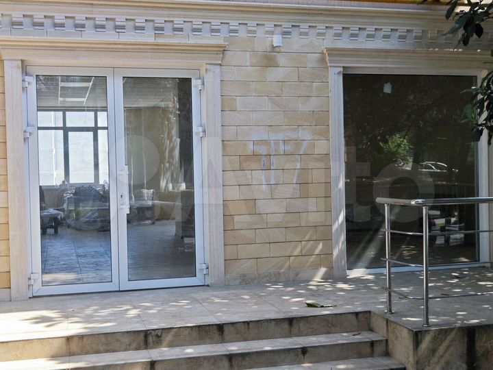 Торговая площадь, 73 м²