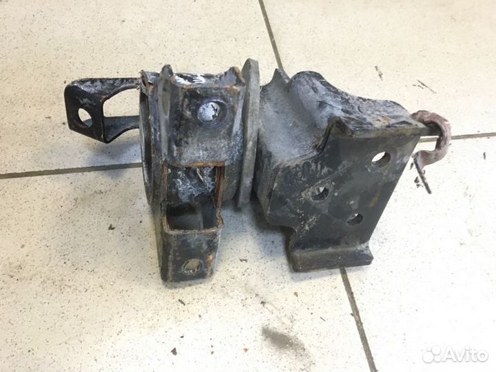 Подушка коробки передач левая Kia Picanto 1