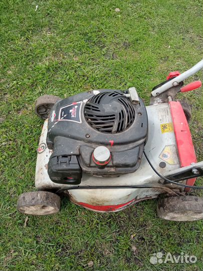 Газонокосилка бензиновая бу