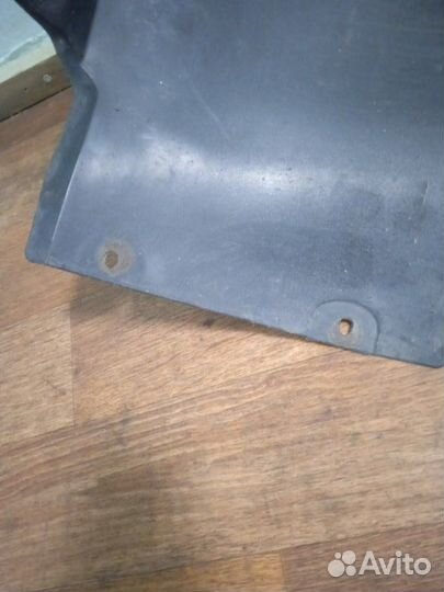 Подкрылок (локер) передний левый Mercedes S-Class