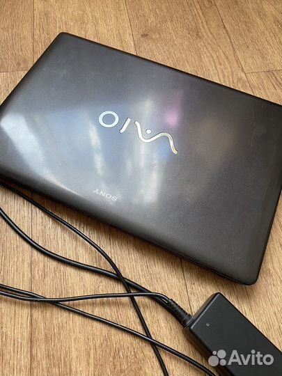 Ноутбук Sony Vaio PCG-71211V