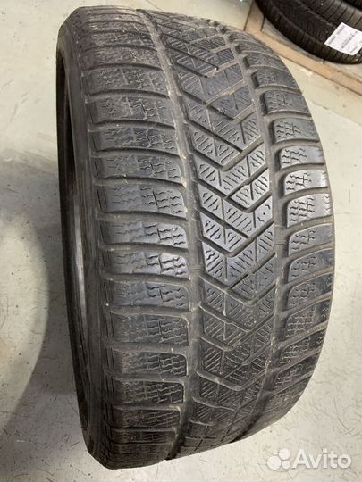 Pirelli Winter Sottozero 3 275/35 R21 103V