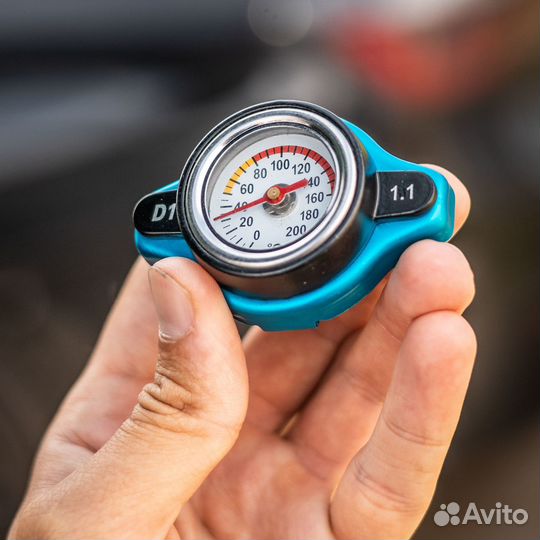 Крышка радиатора с датчиком температуры