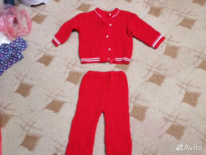 Боди, слипы, костюмчик, ветровка. Вещи на девочку