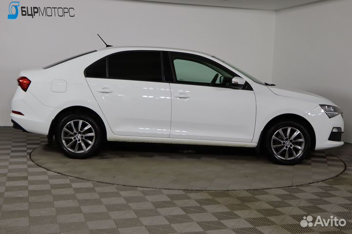 Skoda Rapid 1.6 AT, 2021, 60 228 км