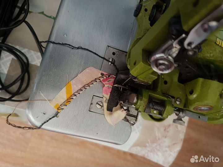Оверлок трёх ниточный