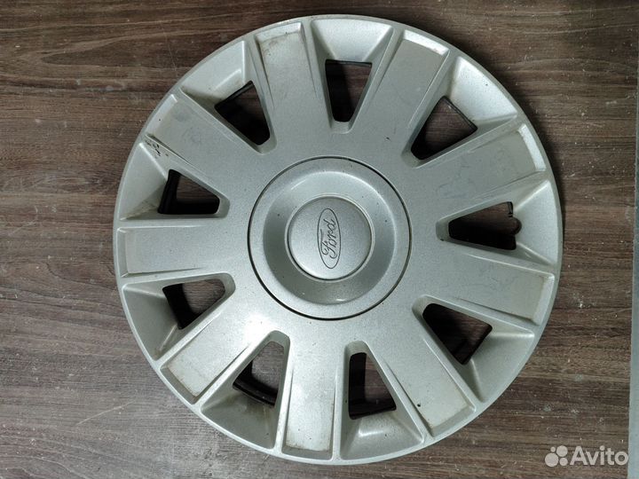 Колпаки на колеса r 15 ford. Iveco