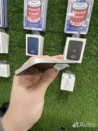 iPhone 12 mini, 64 ГБ