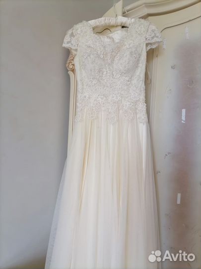 Платье свадебное , вечернее