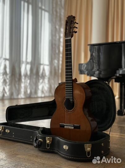 Мастеровая классическая гитара
