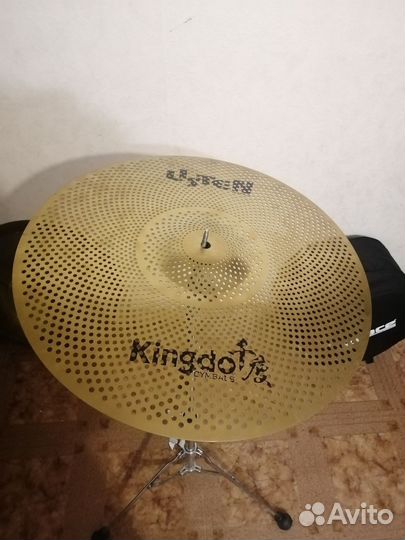 Kingdo listen crash 18