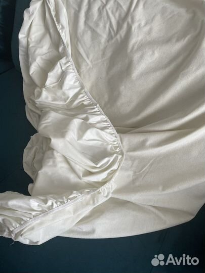 Наматрасник непромокаемый