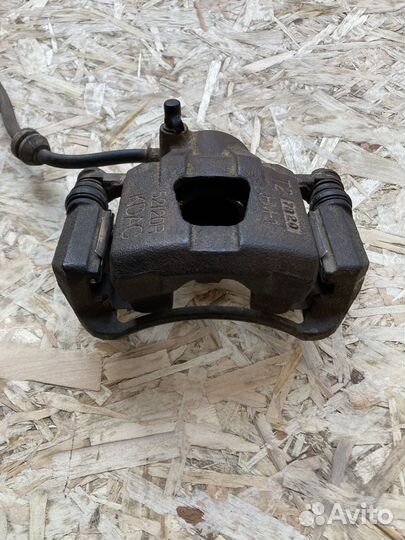 Суппорт передний правый Chevrolet Aveo T250 Разбор