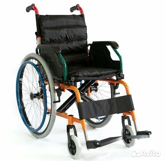 Кресло коляска детская с пневмо колесами FS980LA