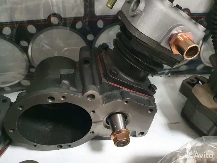 Компрессор воздушный одноцилиндровый, для двигател