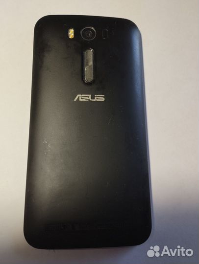 Смартфон asus