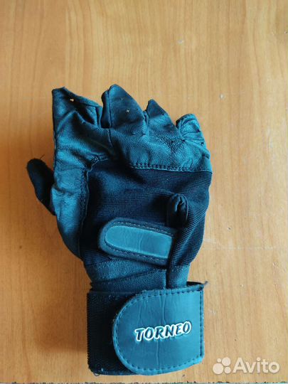 Перчатки для спорта