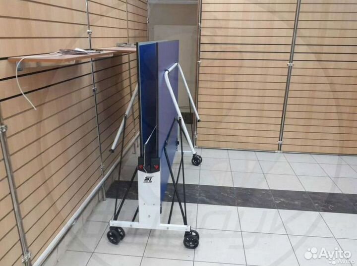 Теннисный стол