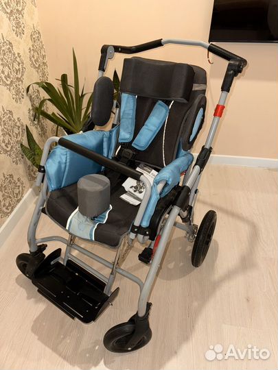 Инвалидная коляска