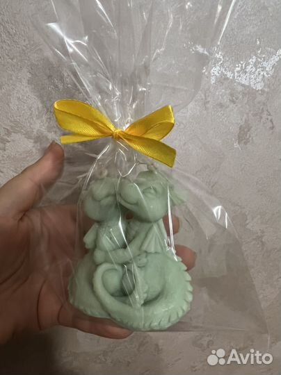 Свеча символ года дракончики