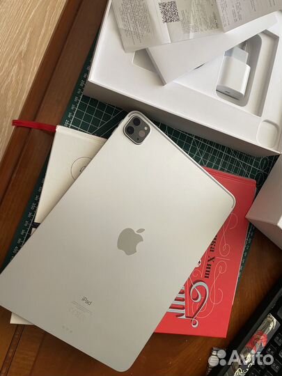 iPad Pro 11-inch Wi-Fi 128GB Silver MY252RU/A