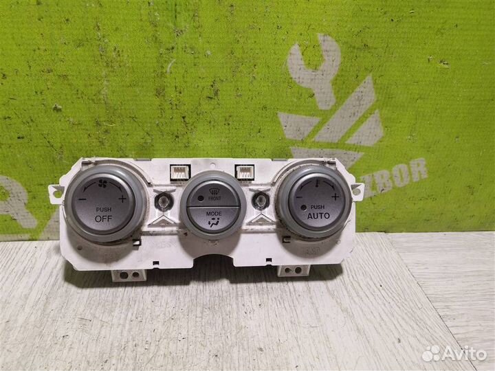 Блок управления печкой Мазда 6