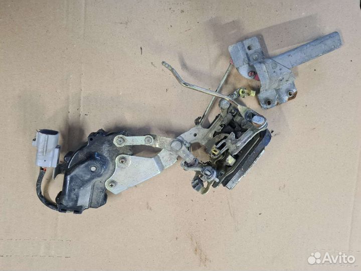 Замок двери Town Ace