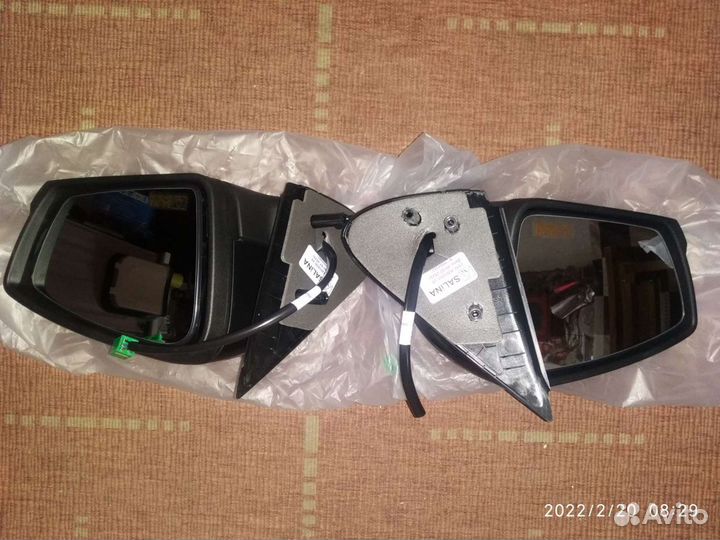 Зеркало заднего вида