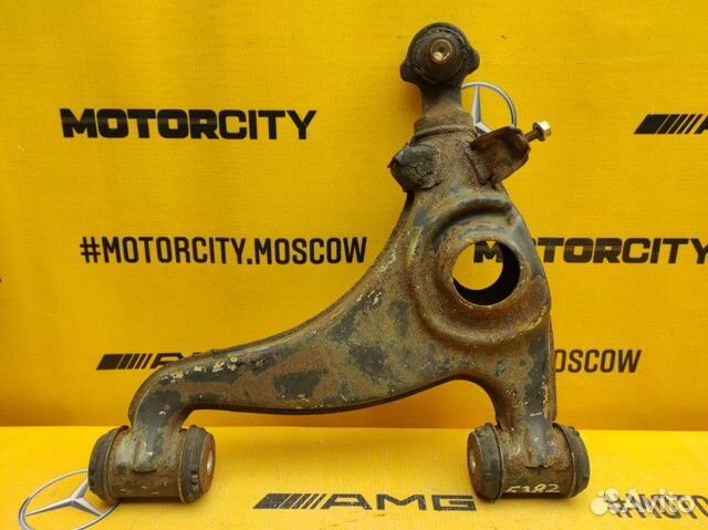 Рычаг передний левый Mercedes-Benz W124 M119.974