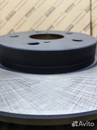 Оригинальный тормозной диск Toyota 4351233150