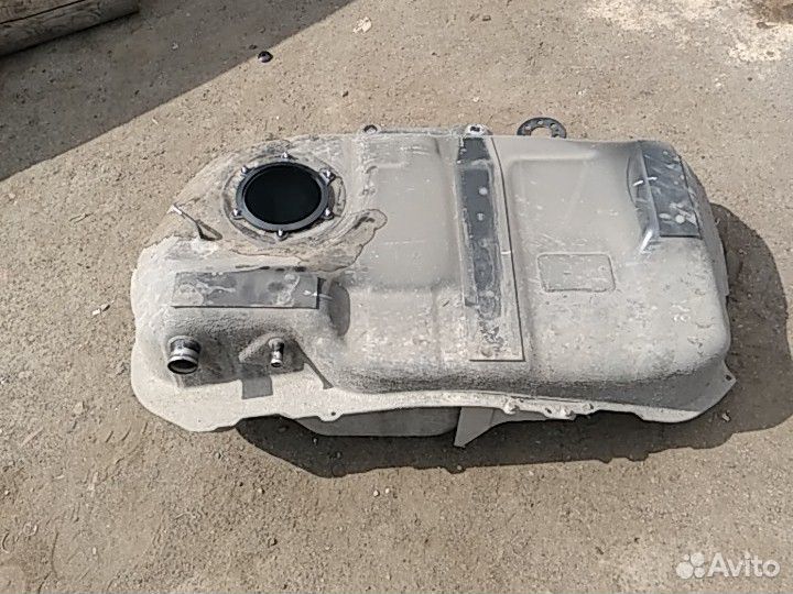 Бак Mitsubishi Outlander 3