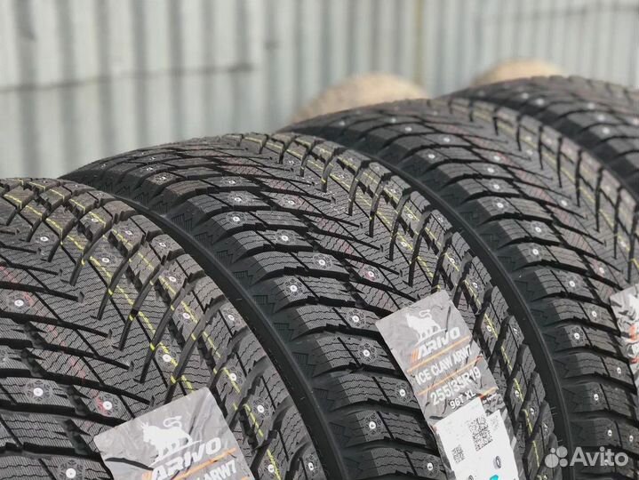 Arivo Ice Claw ARW7 255/35 R19 96T