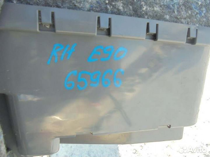 Обшивка багажника правая Bmw 3-Series E90 N52B25A