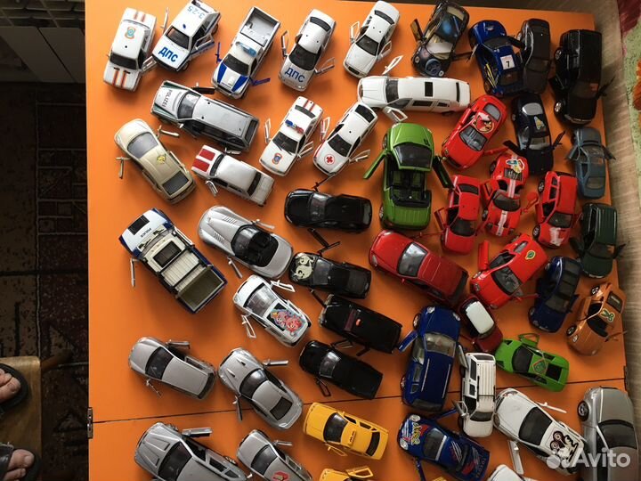 Машинки бу металл и пластик