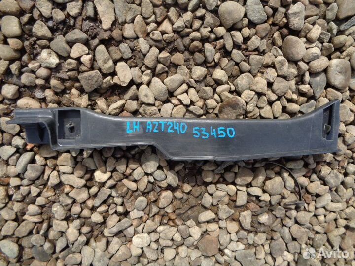 Накладка на крыло передняя левая Toyota AZT240