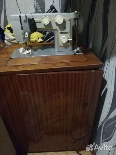 Швейная машина подольск 142