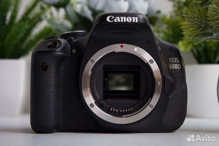 Canon 600D Kit + Комплект