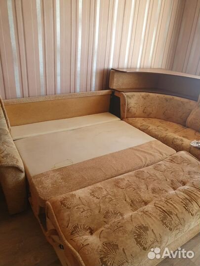 Угловой диван бу