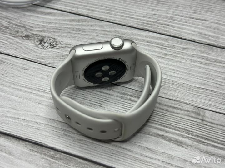 Часы apple watch 3 38 mm 97 акб