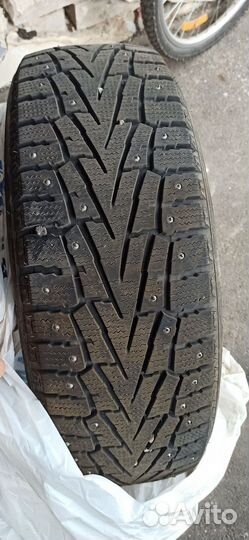 Roadstone Winguard WinSpike SUV 225/60 R17