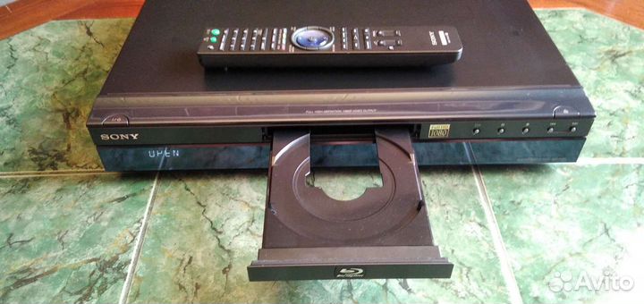 Blu ray плеер sony bdp s300