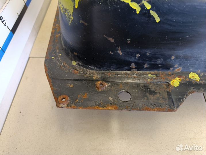 Б/У Б/У Бак топливный круглое отверстие под насос