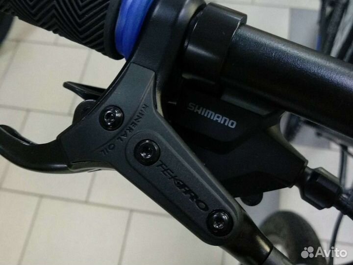 Велосипед новый 29 алюм кассета сантур тектро