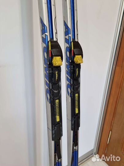 Беговые лыжи atomic